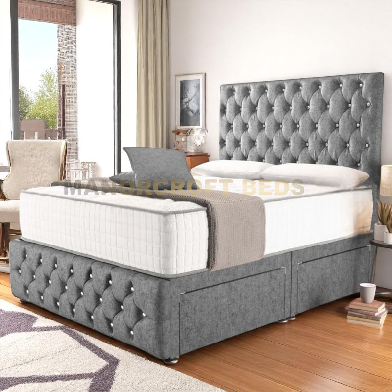 MoscowDivanBedChenilleSilverSide_800x (copy)